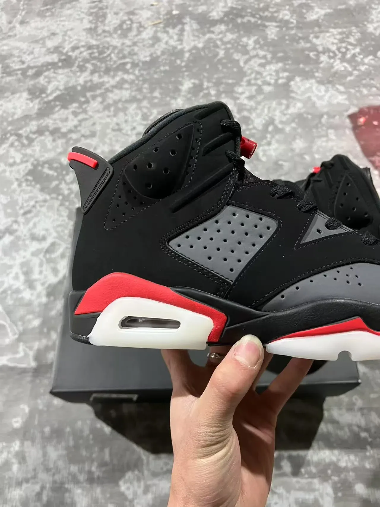 Air Jordan 6 Chaussures de Basketball Noir Rouge Gris 7