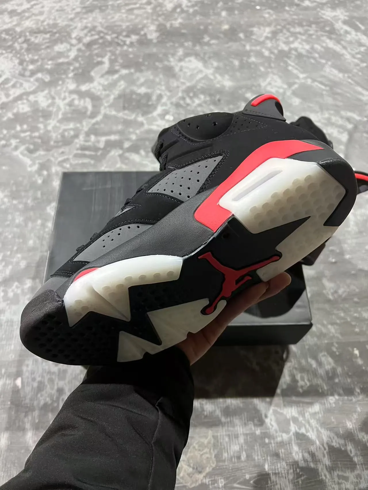 Air Jordan 6 Black Red White Basketball Shoes 6