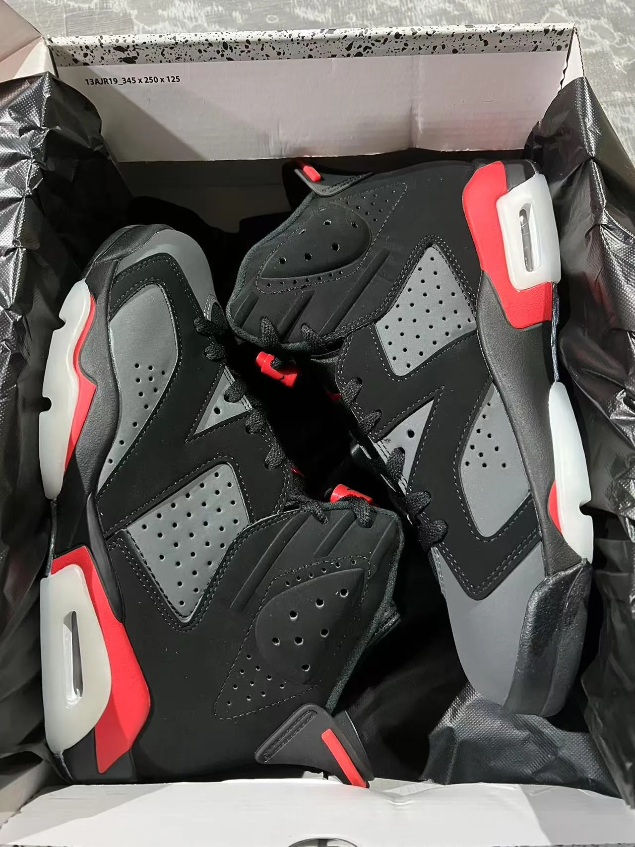 Air Jordan 6 Black Red White Basketball Shoes 9