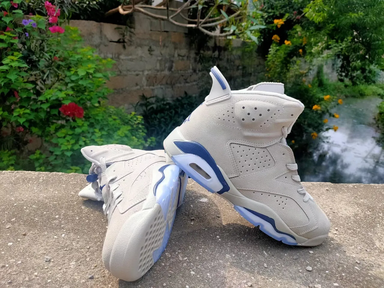 Air Jordan 6 Gray and Navy Basketball Shoes 3