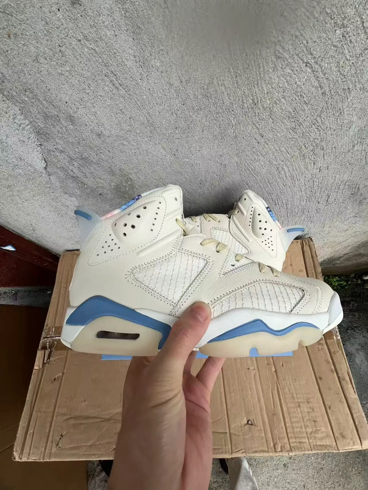 Air Jordan 6 Off-White and Light Blue Basketball Shoes 7
