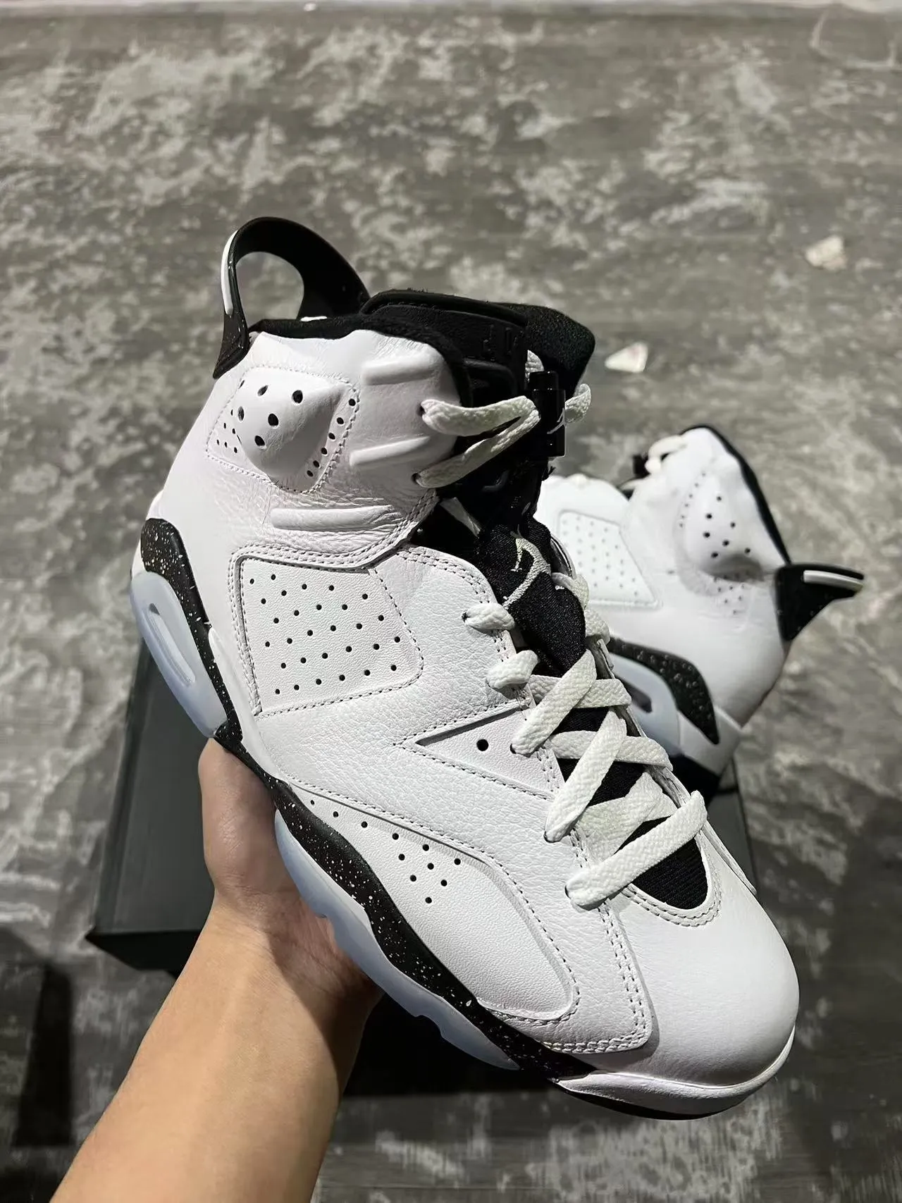 Air Jordan 6 White Black Speckle Basketball Shoes 2