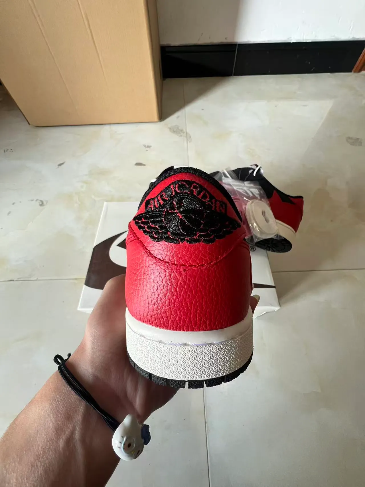 Air Jordan Black Red Low-Top Leather Upper Basketball Shoes 7