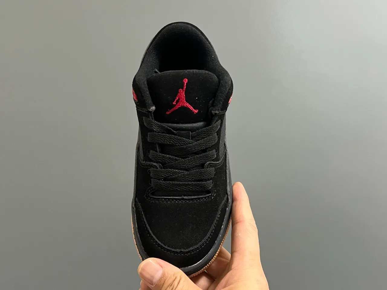 حذاء كرة السلة للأطفال Air Jordan Flight Court أبيض وأسود 16