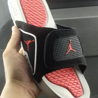 Air Jordan Hydro 6 काला सफेद लाल स्लाइड चप्पल