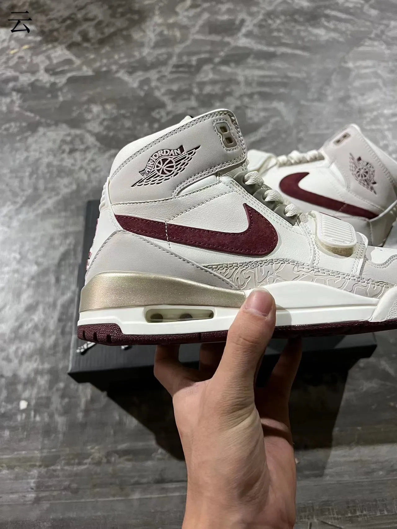 Air Jordan Legacy 312 Off-White Burgundy Metallic Gold Basketball Shoes 7