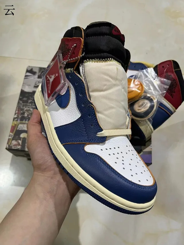 Air Jordan Navy White High-Top Leather-Paneled Basketball Shoes 2