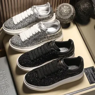 Alexander McQueen Oversized Sneaker Glitter Silver and Black Lifestyle Sneakers
