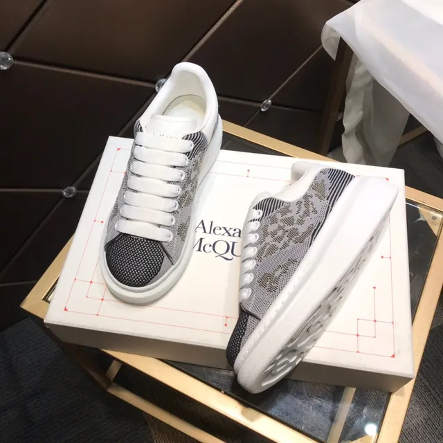 Alexander McQueen ওভারসাইজ্ড স্নিকার ধূসর, কালো, সাদা লাইফস্টাইল স্নিকার 8
