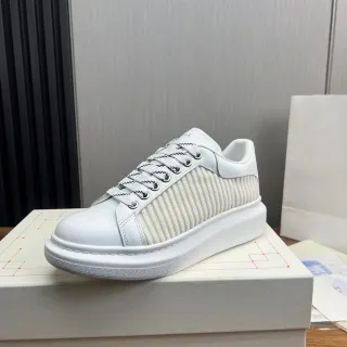 Alexander McQueen Oversized Sneaker White and Off-White Lifestyle Sneakers
