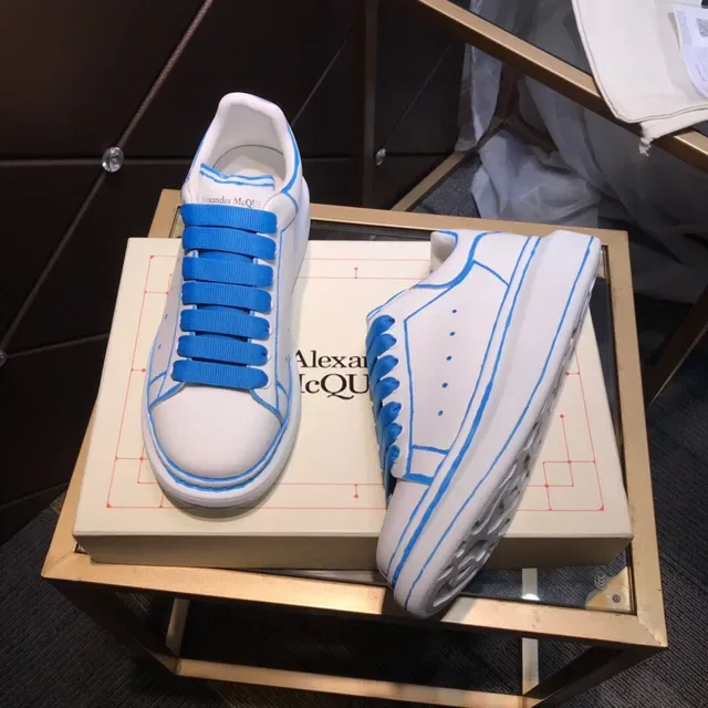 Alexander McQueen Zapatillas Oversized Blanco Azul Suela Costura Contraste Lifestyle Sneakers 7