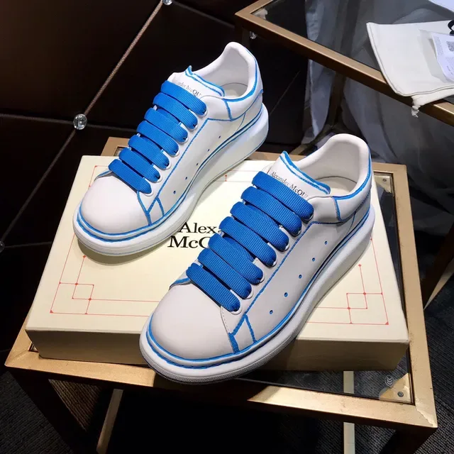 Alexander McQueen Zapatillas Oversized Blanco Azul Suela Costura Contraste Lifestyle Sneakers 8