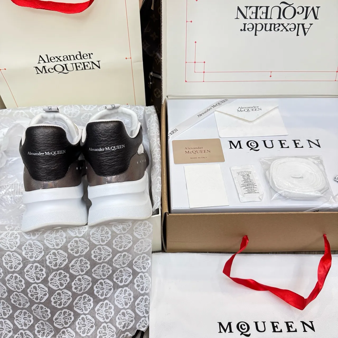 Alexander McQueen Oversized Sneaker White Iridescent Black Chunky Sneakers 5