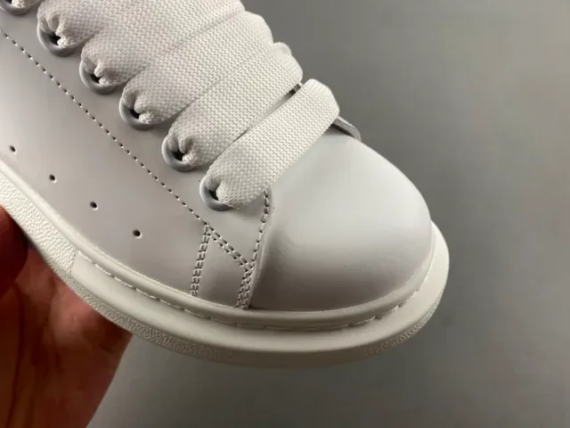 Alexander McQueen Oversized Sneaker White Pink Platform Sole Leather Upper Lifestyle Sneakers 2