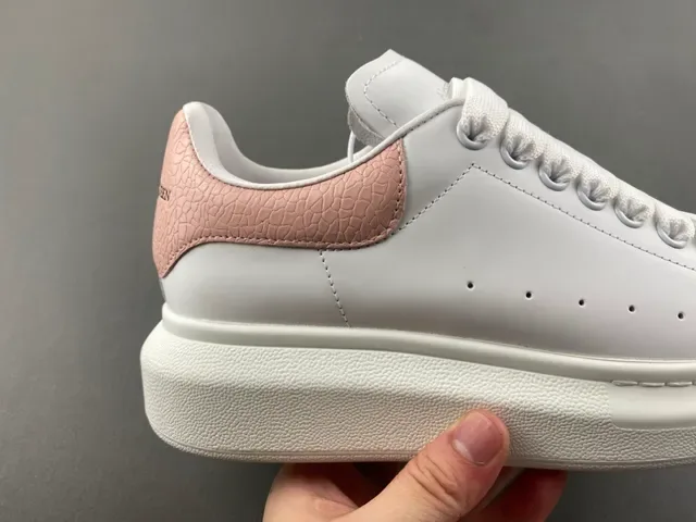 Alexander McQueen Oversized Sneaker White Pink Platform Sole Leather Upper Lifestyle Sneakers 3