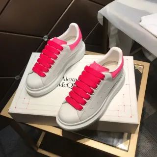 Alexander McQueen Oversized Sneaker White Pink Platform Sole Wide Flat Elastic Laces Lifestyle Sneakers
