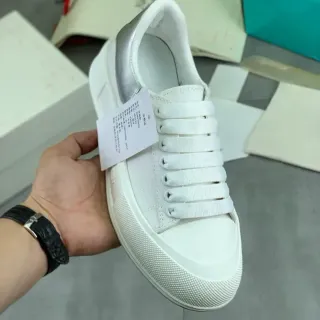 Alexander McQueen Oversized Sneaker White Silver Sole Canvas Upper Lifestyle Sneakers
