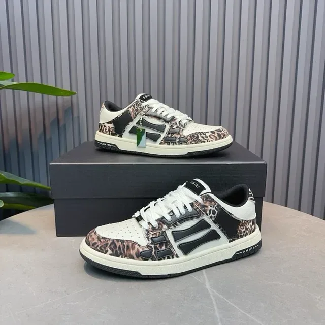 Amiri MA Court sneakers de style de vie noir et blanc à l'impression léopard 3