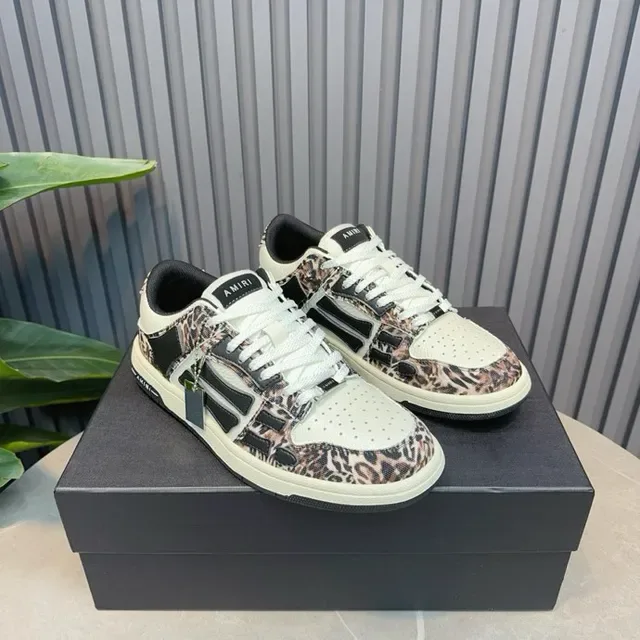 Amiri MA Court sneakers de style de vie noir et blanc à l'impression léopard 6