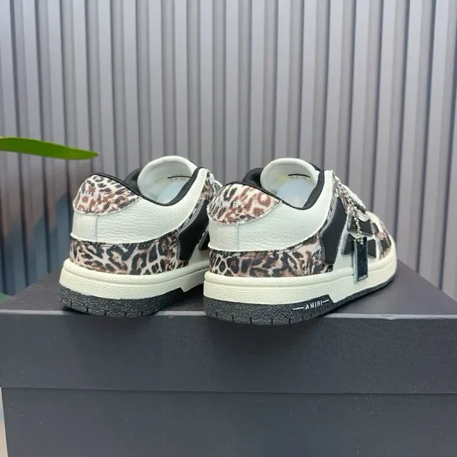 Amiri MA Court sneakers de style de vie noir et blanc à l'impression léopard 8