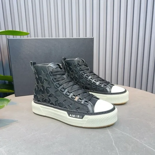 Amiri Skel Top High Chaussures lifestyle noires à motif étoile embossé 2