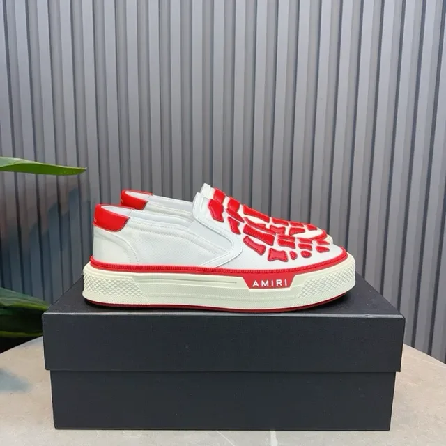 Amiri Skel Top Low Tênis Lifestyle Branco e Vermelho Motivo Esquelético 3