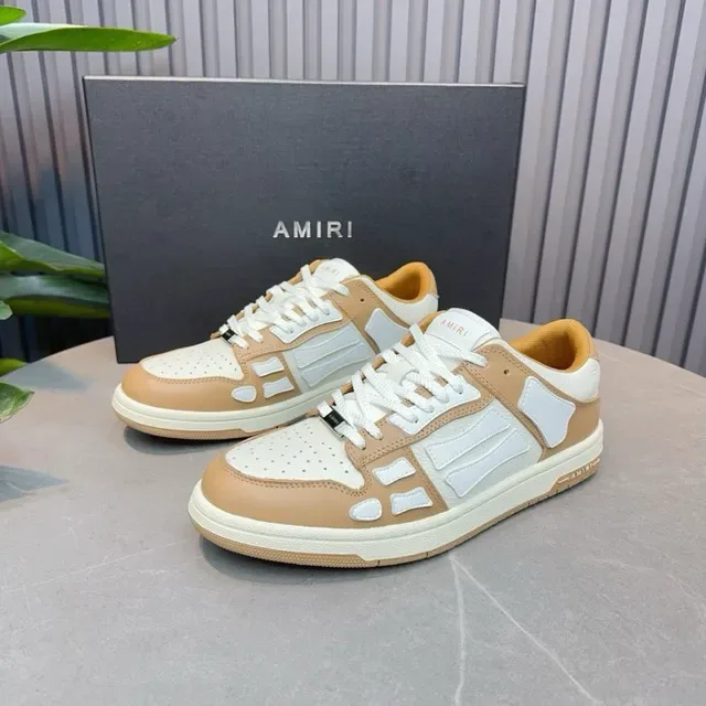 Amiri Skel Top Tênis Lifestyle bege e branco 6