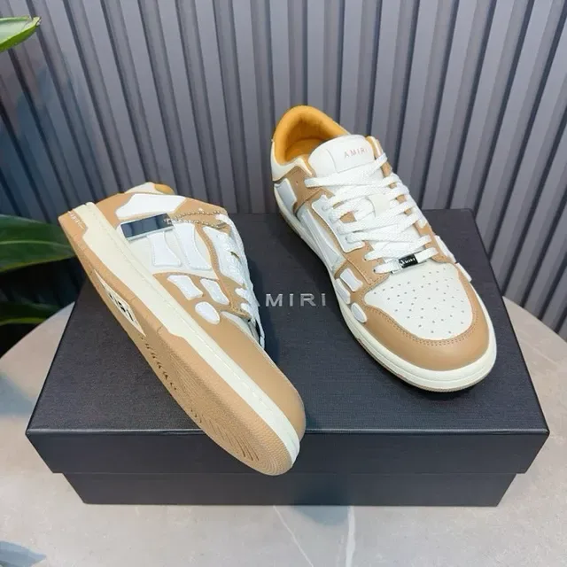 Amiri Skel Top Tênis Lifestyle bege e branco 7