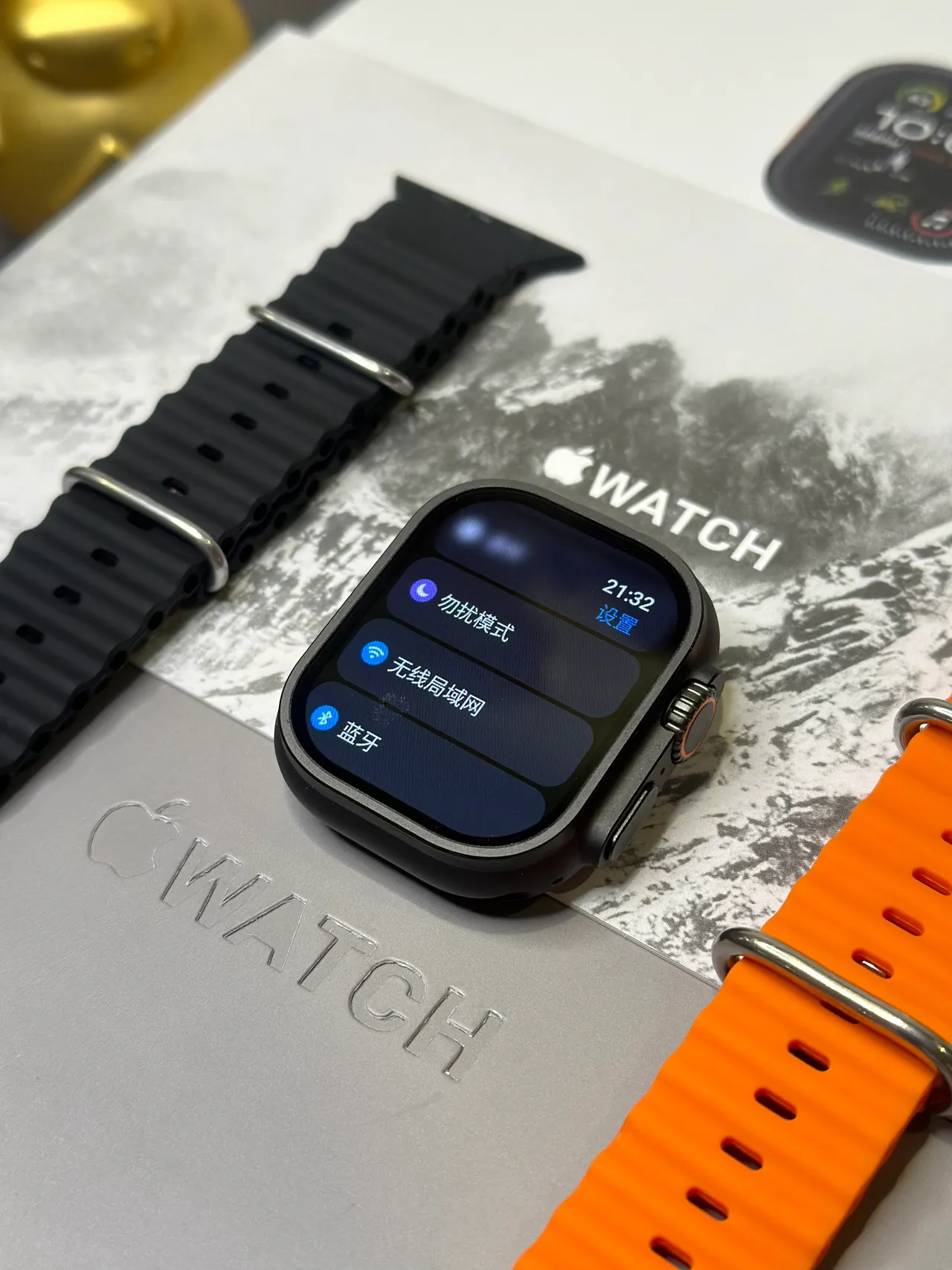 Apple Ultra Étui Carré Style Titane Noir Orange Cadran Numérique Analogue Hybride Montre Sportive 3