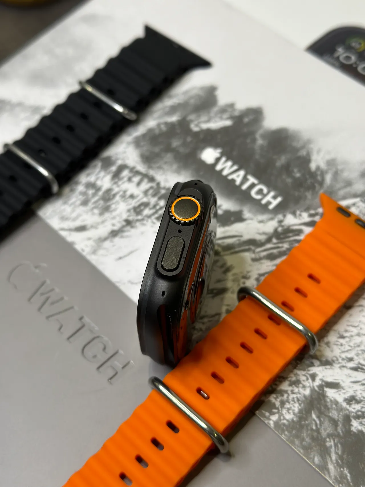 Apple Ultra Étui Carré Style Titane Noir Orange Cadran Numérique Analogue Hybride Montre Sportive 13