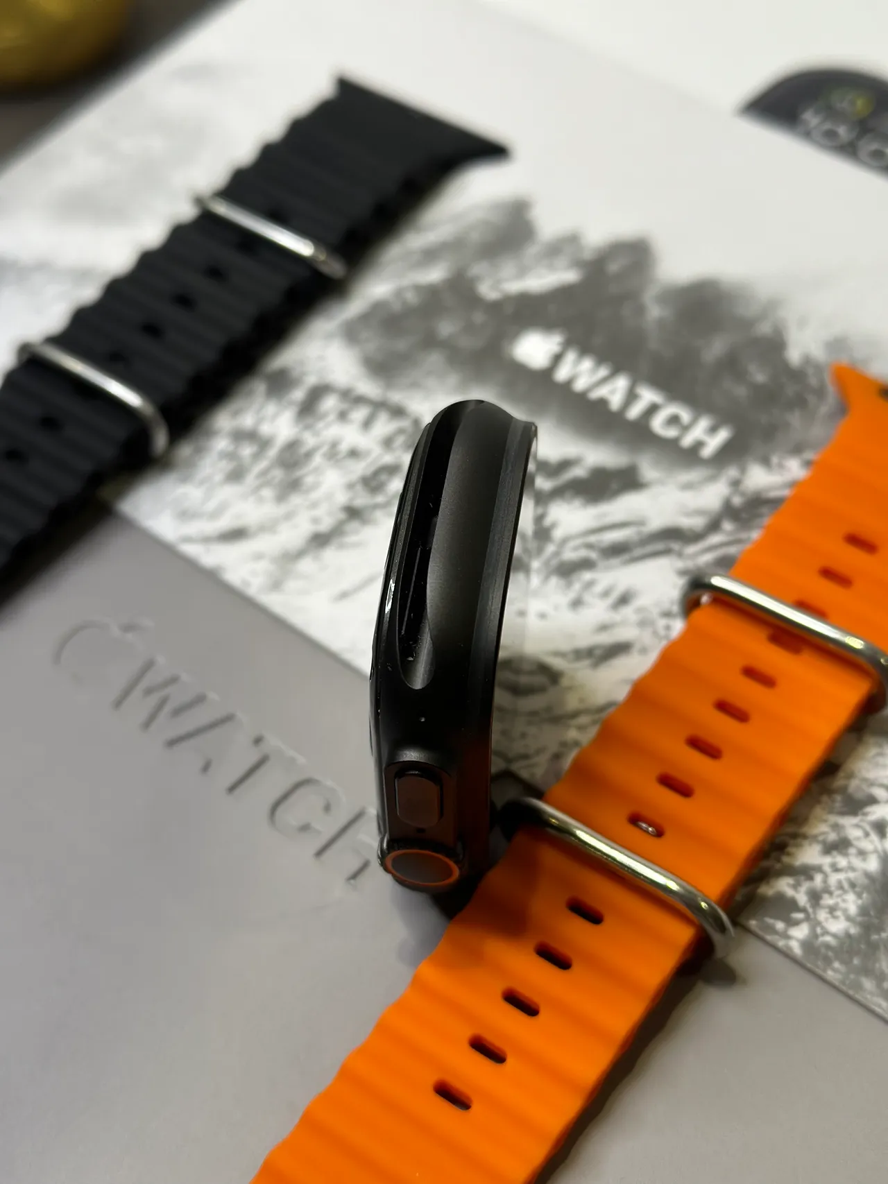 Apple Ultra Étui Carré Style Titane Noir Orange Cadran Numérique Analogue Hybride Montre Sportive 14