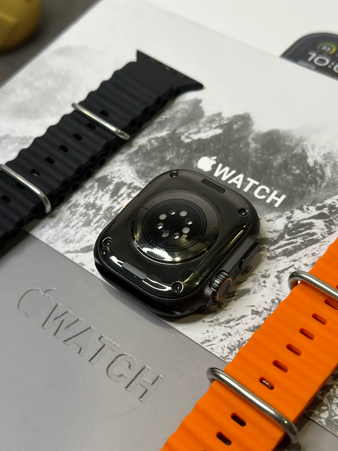 Apple Ultra Étui Carré Style Titane Noir Orange Cadran Numérique Analogue Hybride Montre Sportive 18