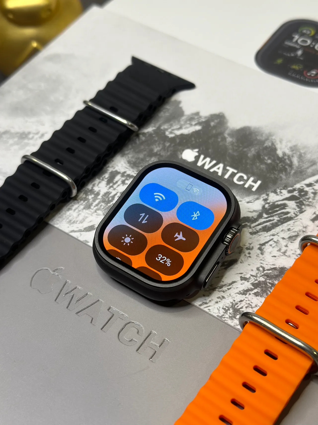 Apple Ultra Étui Carré Style Titane Noir Orange Cadran Numérique Analogue Hybride Montre Sportive 21