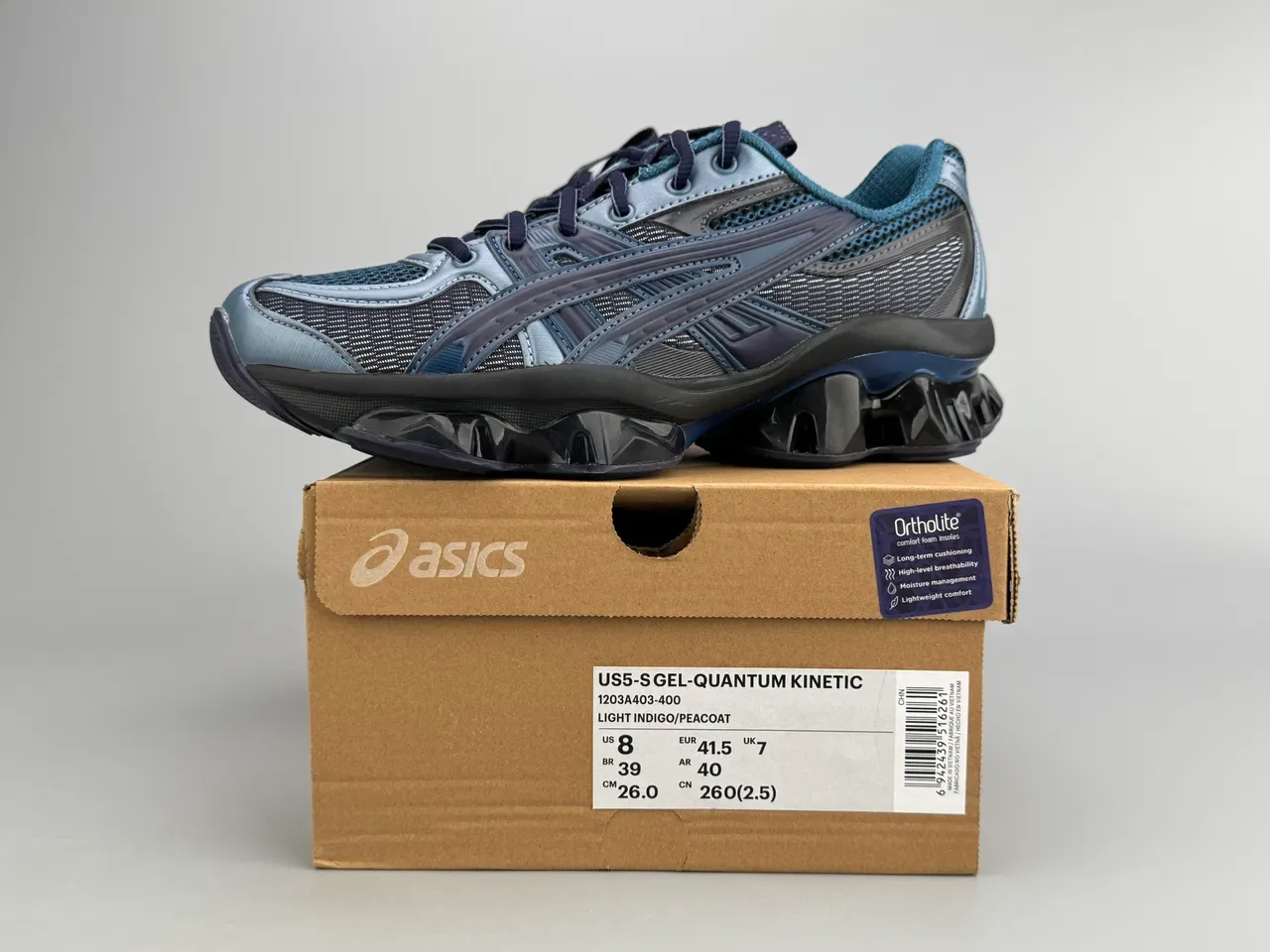 ASICS Navy Black Mesh And Synthetic Overlay Upper Sculpted Wavy Midsole Running Shoes 3