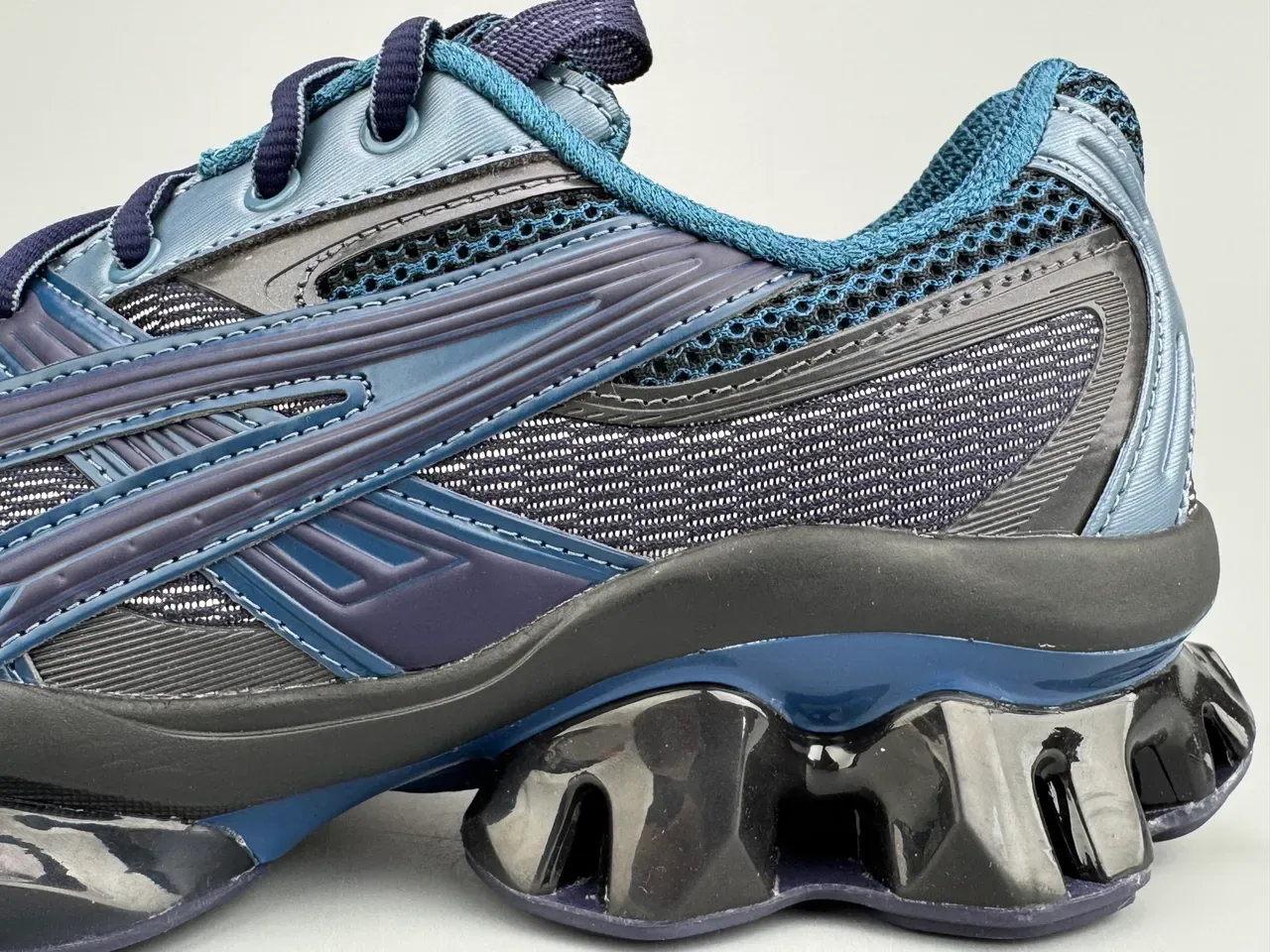 ASICS Navy Black Mesh And Synthetic Overlay Upper Sculpted Wavy Midsole Running Shoes 5