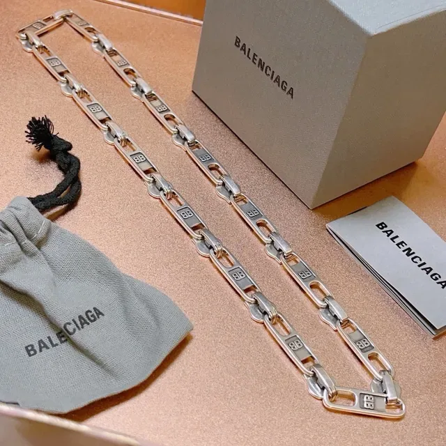 Balenciaga BB Chain Necklace Argent Chaîne Métallique 4