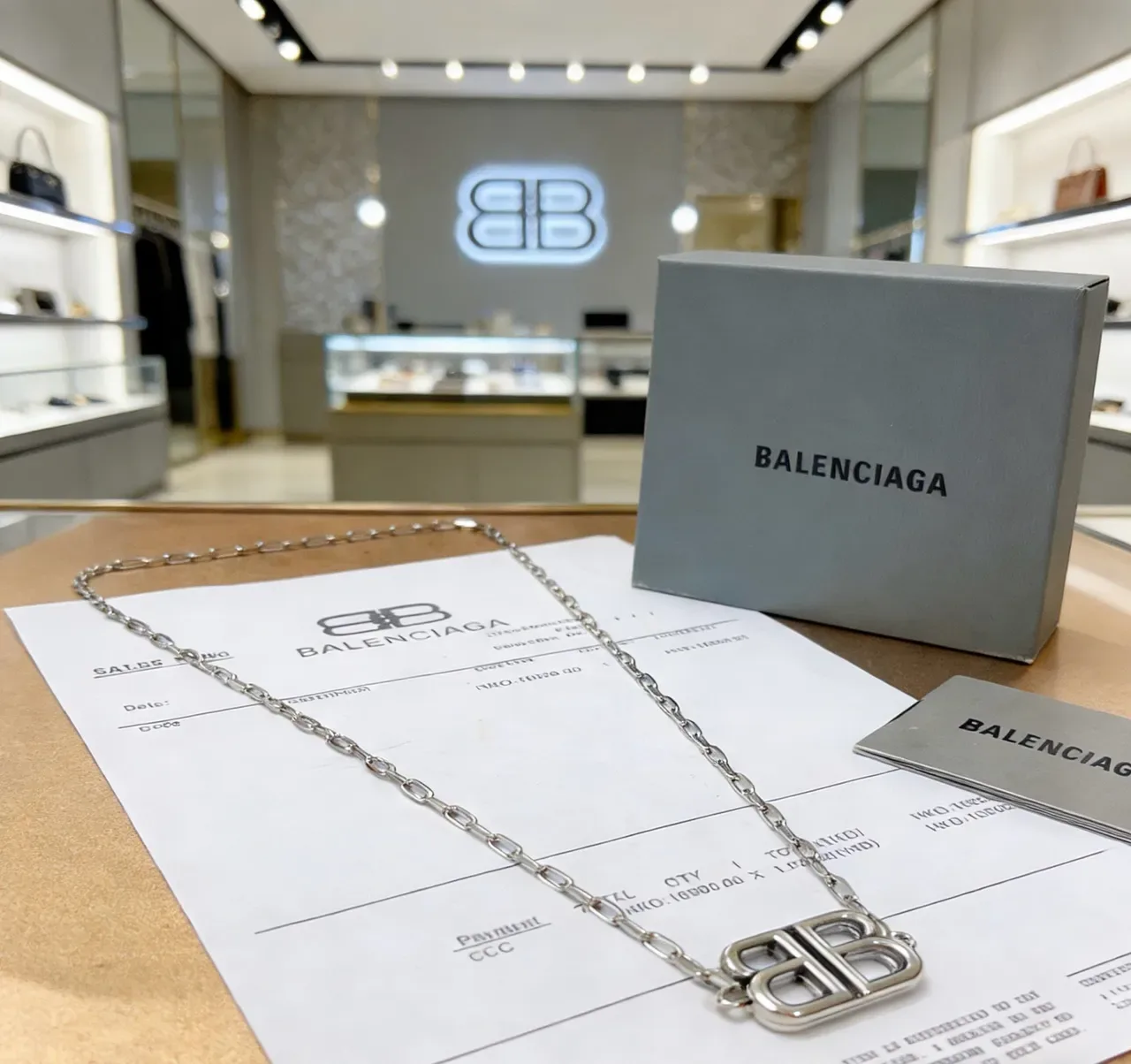 Colar Balenciaga BB Prata Corrente Grossa de Eslabões 9