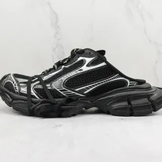 Balenciaga أحذية رياضية سميكة سوداء وبيضاء سول شبكي وطبقة اصطناعية