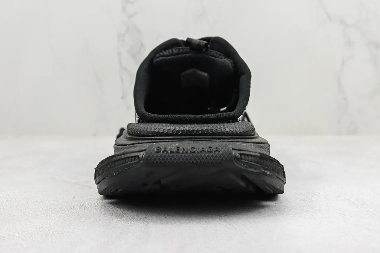 Balenciaga Chaussures Chunky Noir et Blanc Semelle Maille et Recouvrement Synthétique 9