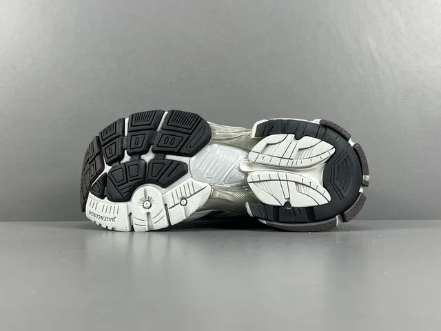 Balenciaga Defender White Gray Black Chunky Sneakers 16