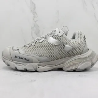 Balenciaga Gris Beige Malla Superior Suela Esculpida Chunky Sneakers
