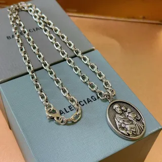 Balenciaga Medalha Religiosa Corrente Chunky