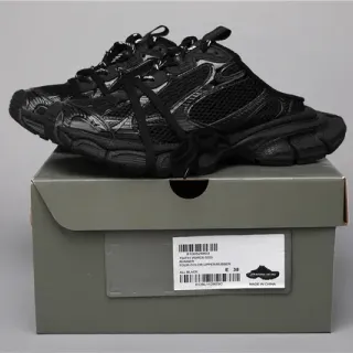 Balenciaga Runner كل أسود حذاء رياضي سميك