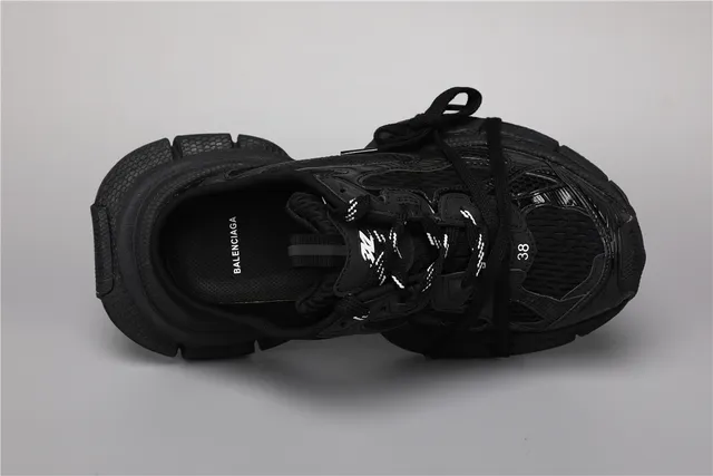 Balenciaga Runner Tout noir baskets chunky 7