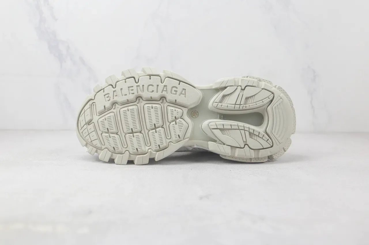 Balenciaga Runner أحذية رياضية بيضاء شبكة مثقبة سميكة 8