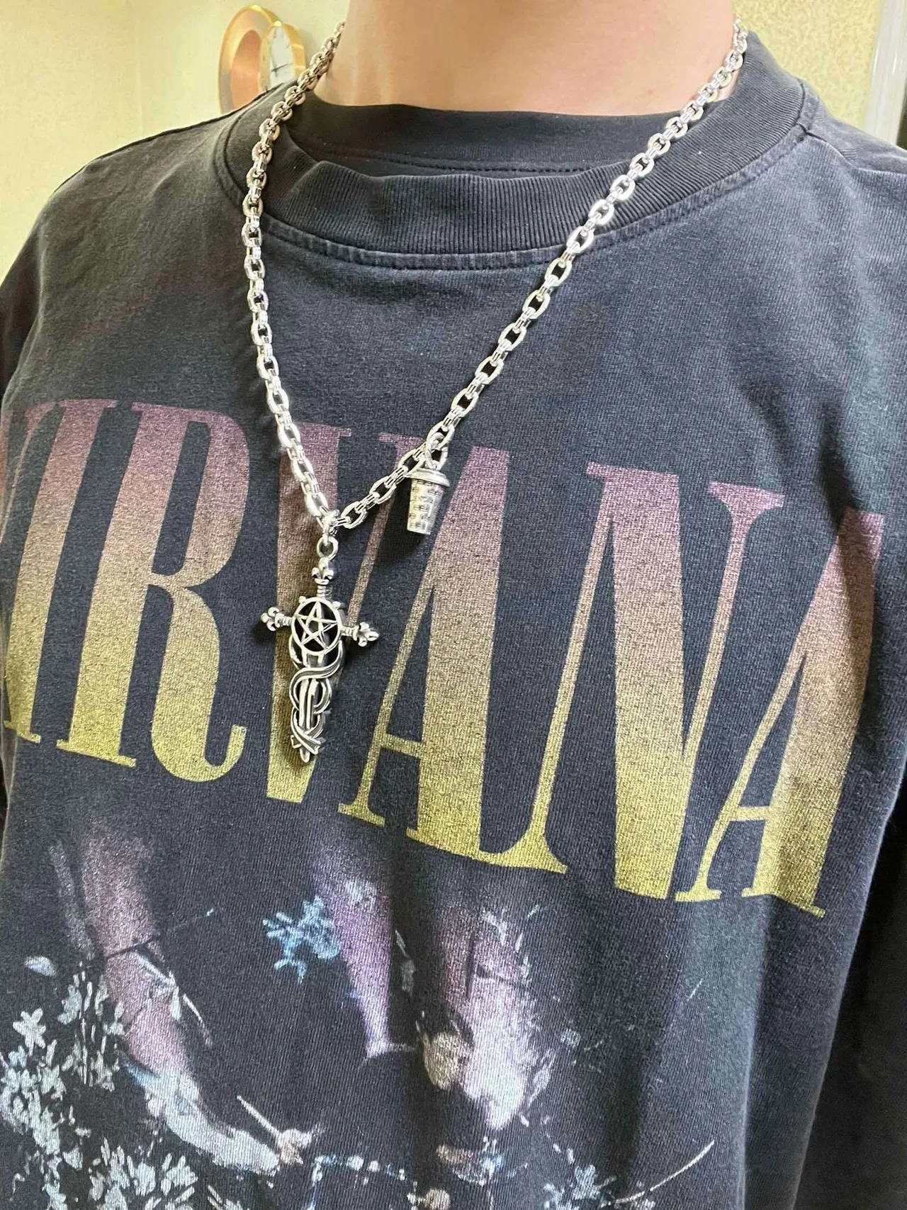 Colar Balenciaga Prata Occult Cross 7