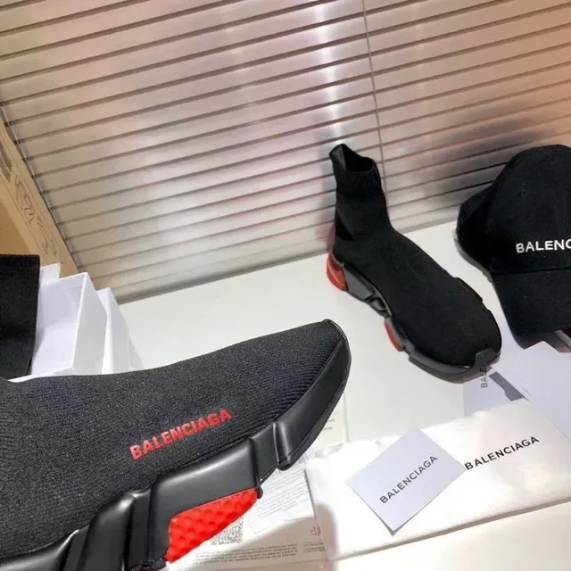 Balenciaga Speed Trainer sneakers lifestyle noirs et rouges 4
