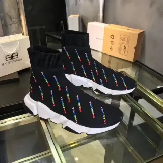 Balenciaga Speed Trainer حذاء رياضي أسود متعدد الألوان لوجو محبك أسلوب حياة