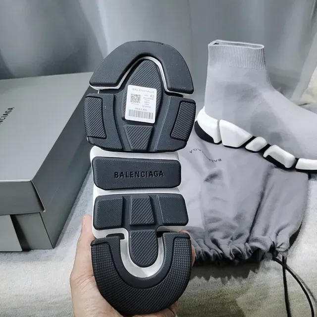 Balenciaga Speed Trainer Light Gray White Black Lifestyle Sneakers 2