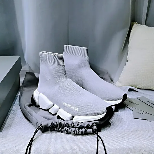 Balenciaga Speed Trainer Light Gray White Black Lifestyle Sneakers 4